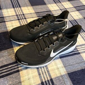 Nike Men’s Pegasus 41 Running Shoes size Men's 9.5